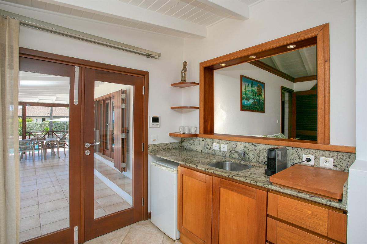 Villa rental St Martin - Bedroom amenities 1